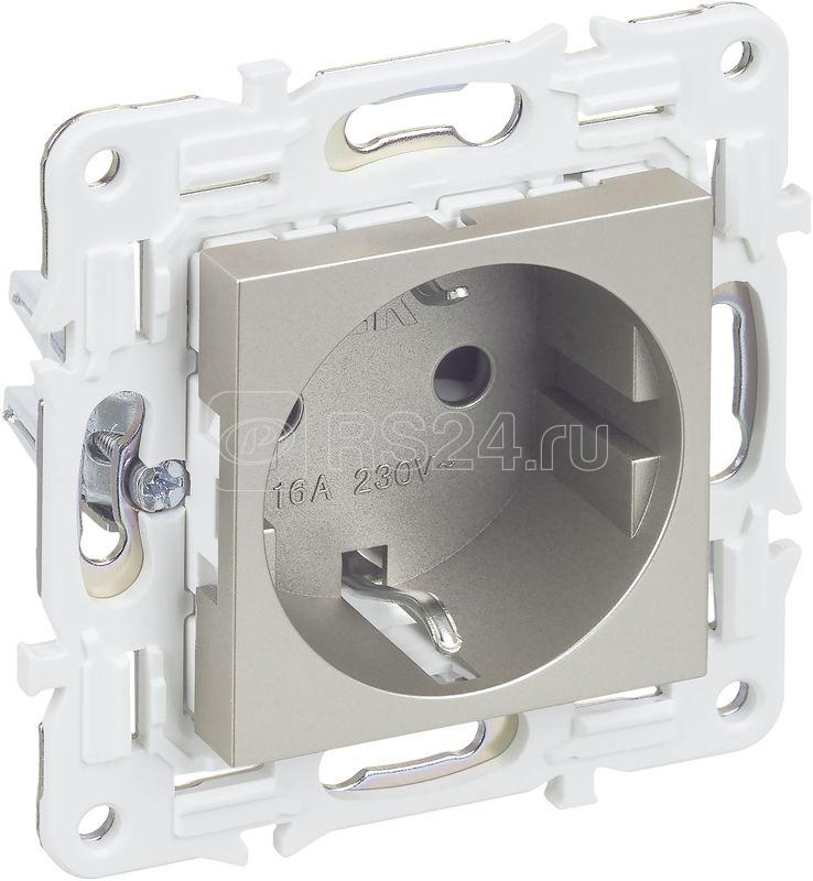 Розетка SKANDY 16А с заземл. защ. шторки SK-R04Sh шампань IEK SK-R14-16-K37