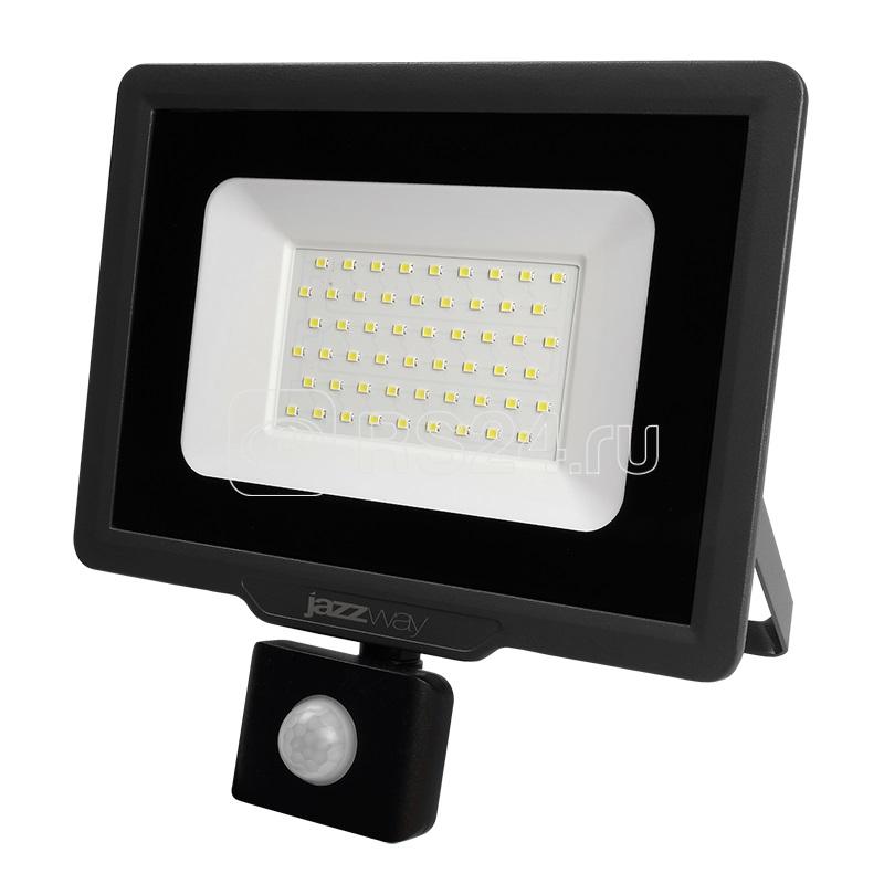 Прожектор светодиодный PFL-C3 SENSOR 50Вт 6500К IP65 ДО закален. прозр. стекло датчик движения инфракрасный Pro JazzWay 5026940A